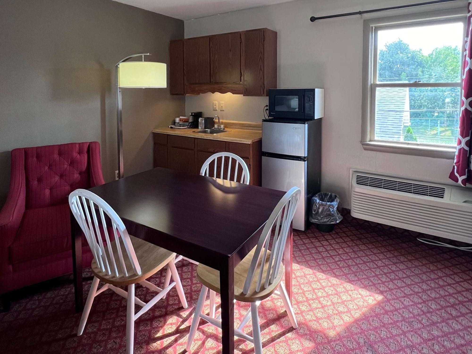 Rodeway Inn & Suites Hershey Exterior foto